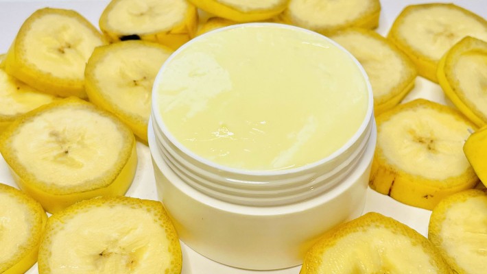 Banana mousse hidratante facial